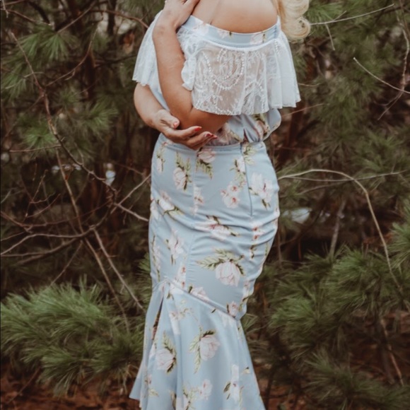 Dress - Picture 2 of 6